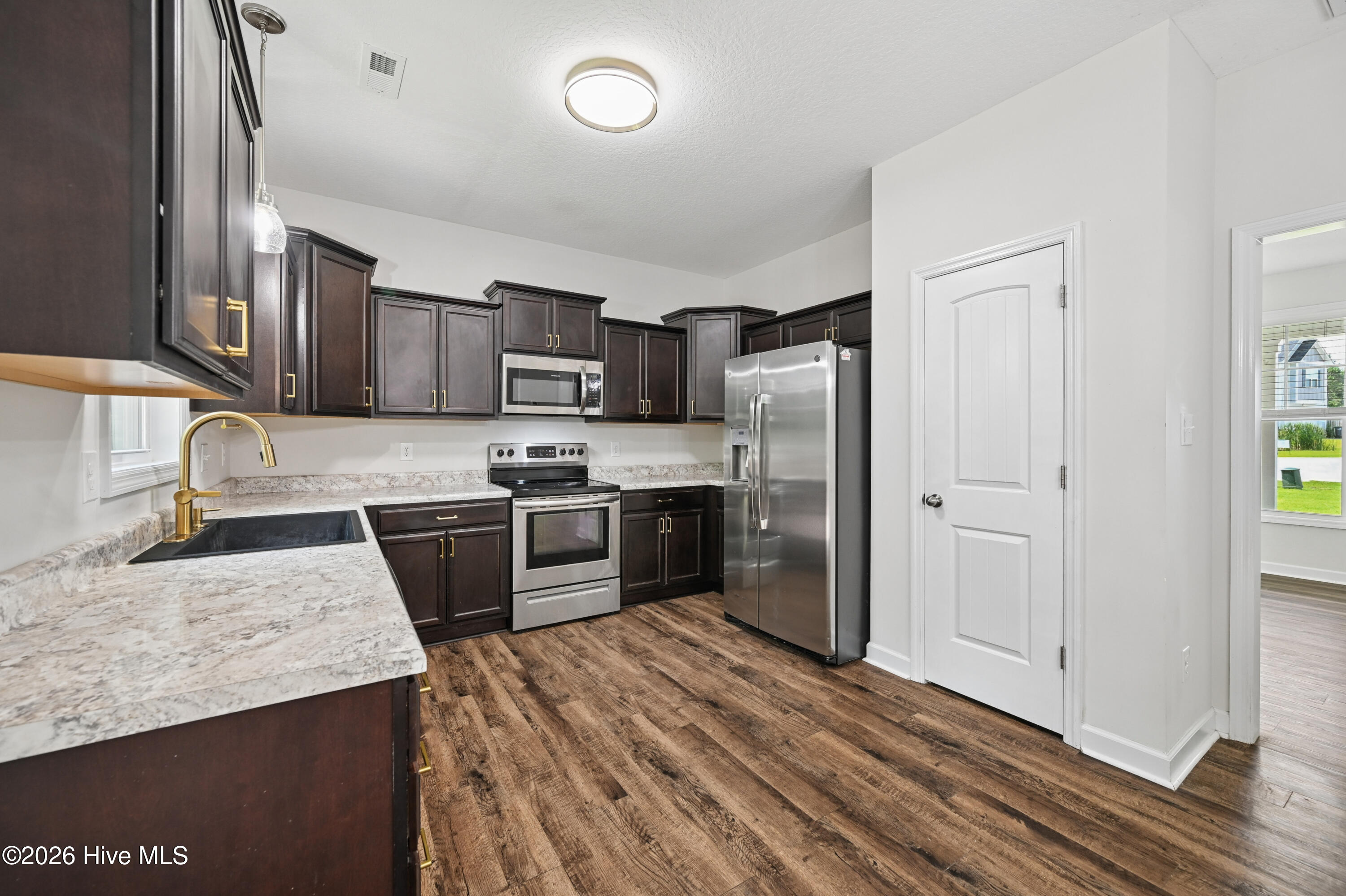 717 Bayboro Court Holly Ridge, NC 28445 - Photo 8 of 35