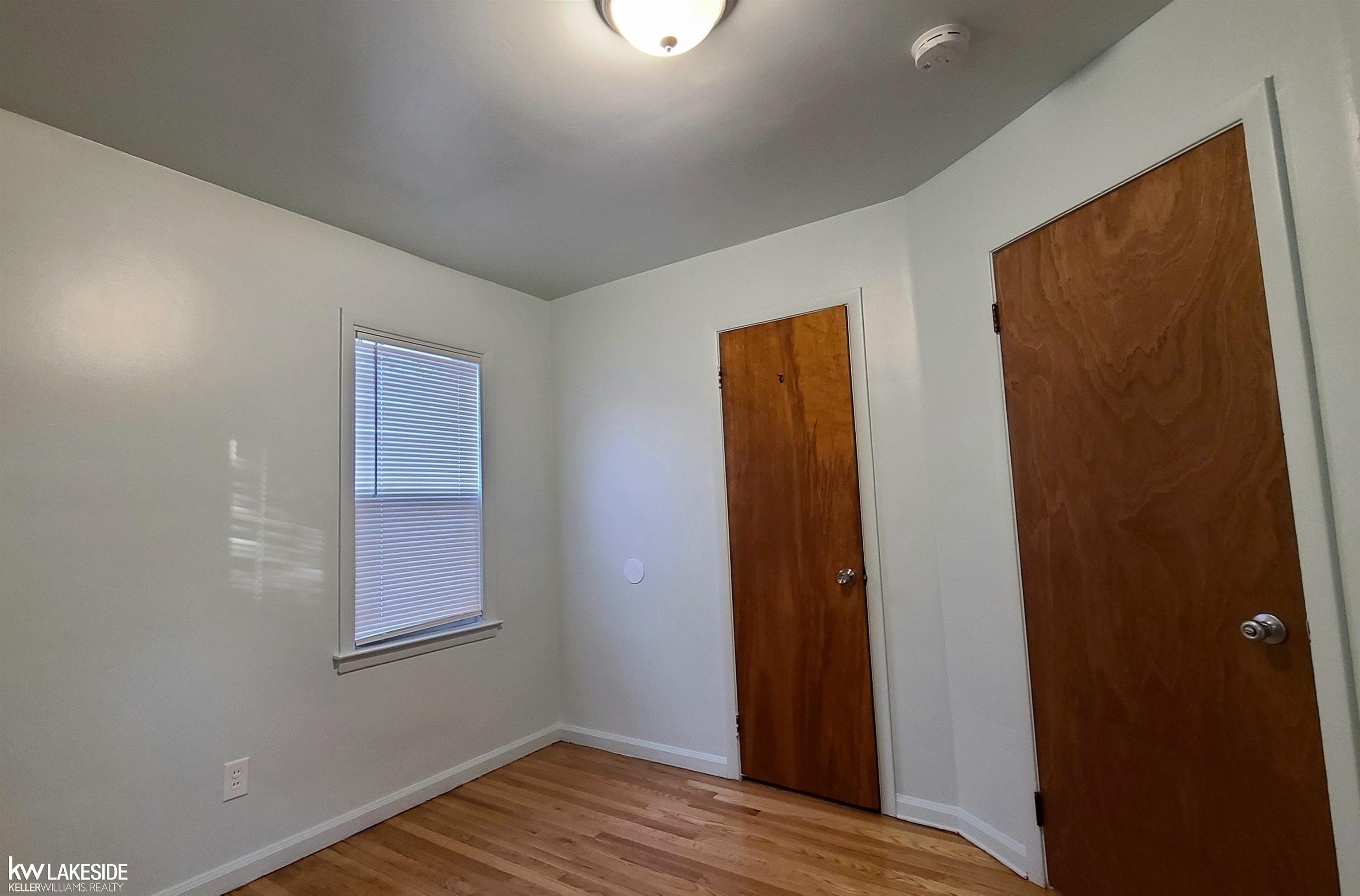 21247 Newcastle Road Harper Woods, MI 48225 - Photo 20 of 34