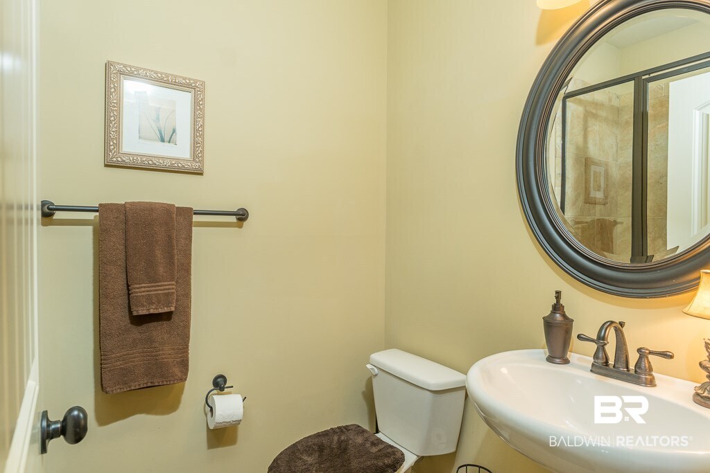 561 Musket Avenue Fairhope, AL 36532 - Photo 20 of 25 Bath 3