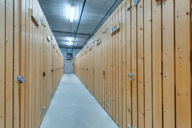 $259,000 | 100 Bokelman Street, Unit 329, Roselle, IL 60172