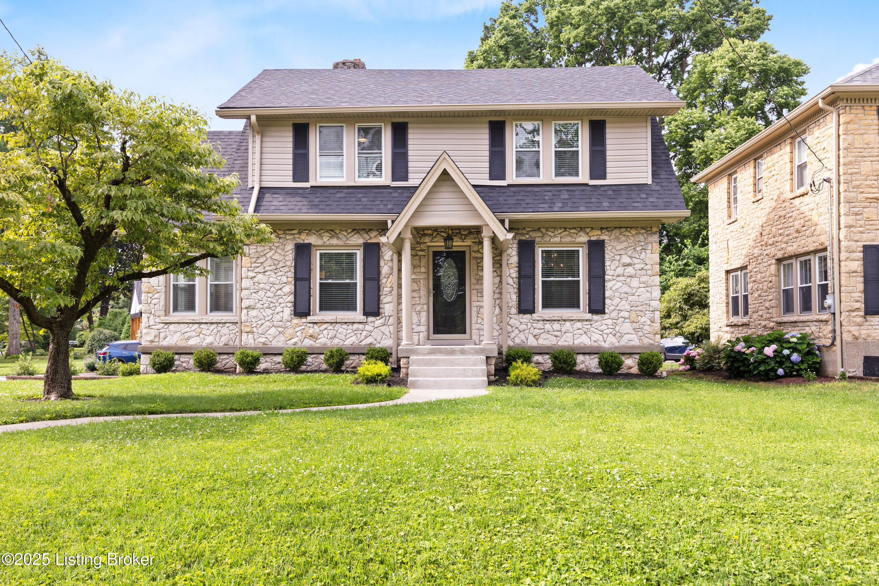 3224 Lexington Road Louisville, KY 40206 - Photo 11 of 32 001