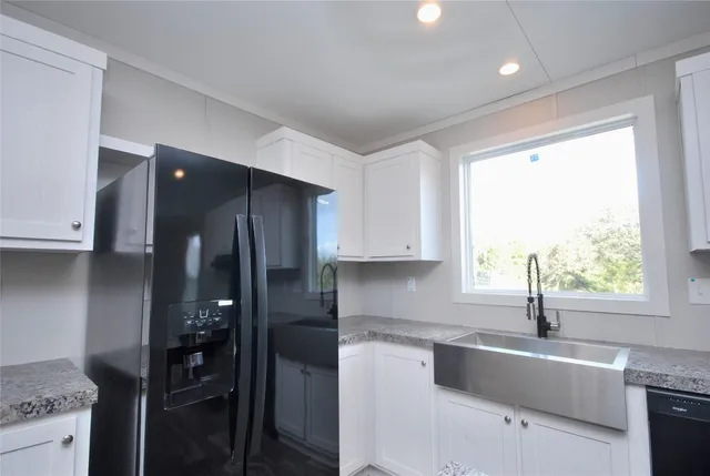 $389,000 | 1727 Davis Road, West Point, TX 78963