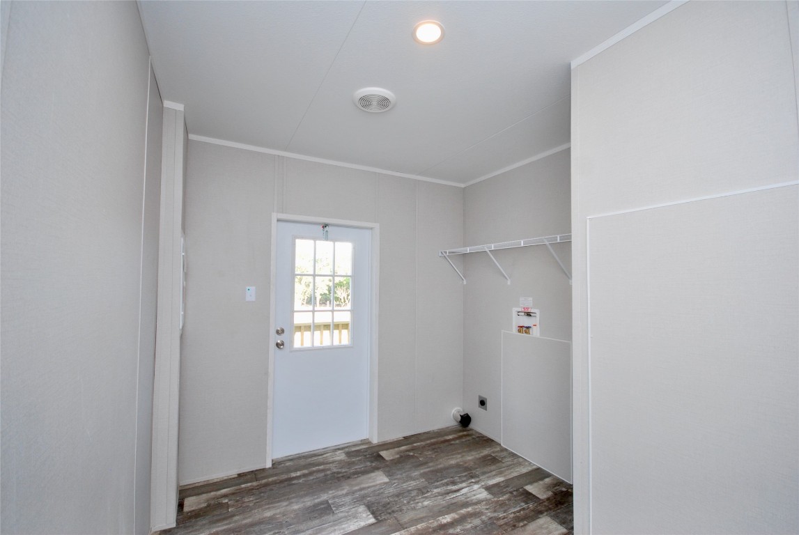 1727 Davis Road West Point, TX 78963 - Photo 25 of 40