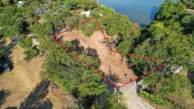 $150,000 | 7008 Edgewater Trail, Lake Worth, TX 76135