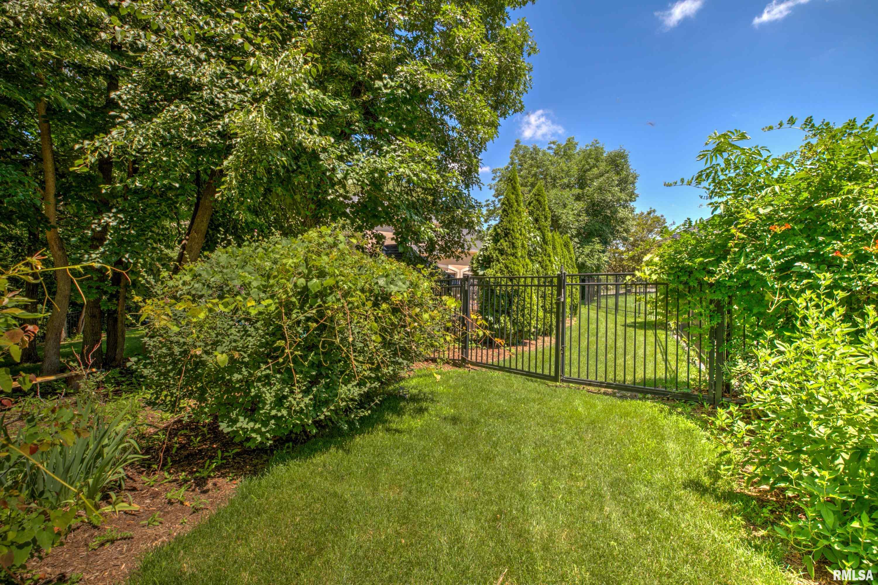 2929 Windpointe Drive Peoria, IL 61614 - Photo 16 of 100
