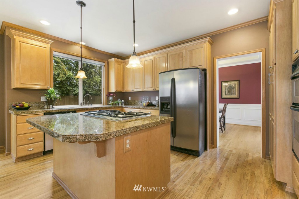 20615 38th Drive Southeast Bothell, WA 98021 - Photo 8 of 23 Gallery Image 8