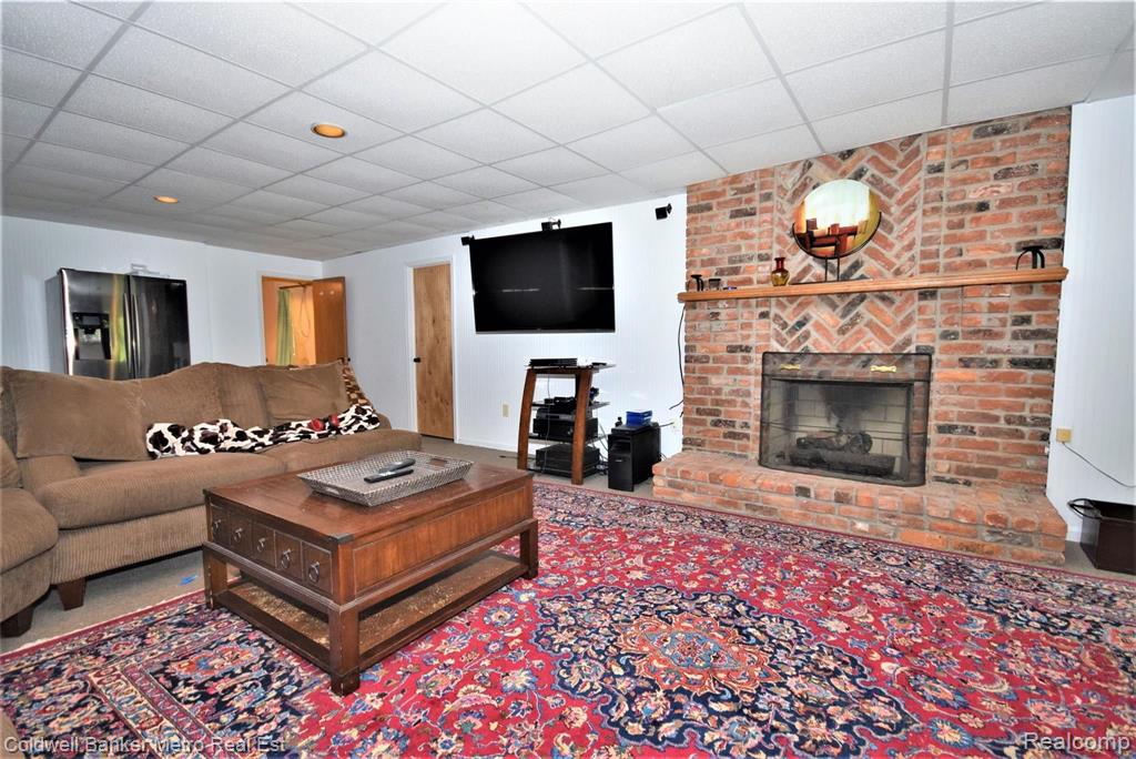 1803 Rapids Way Rochester Hills, MI 48309 - Photo 48 of 63