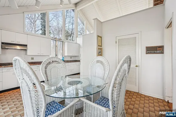 $1,395,000 | 873 Olentangy Road, Franklin Lakes, NJ 07417