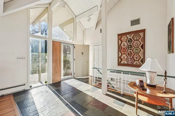 $1,395,000 | 873 Olentangy Road, Franklin Lakes, NJ 07417
