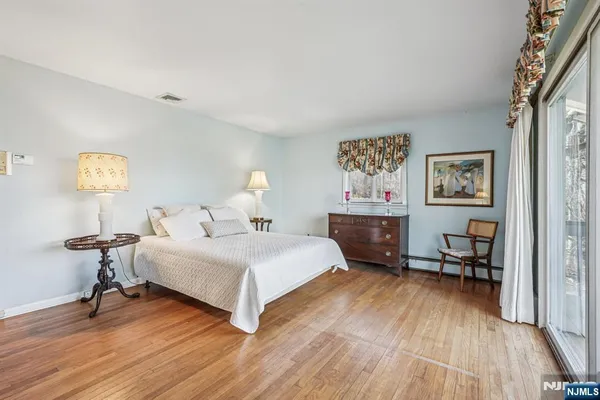 $1,395,000 | 873 Olentangy Road, Franklin Lakes, NJ 07417