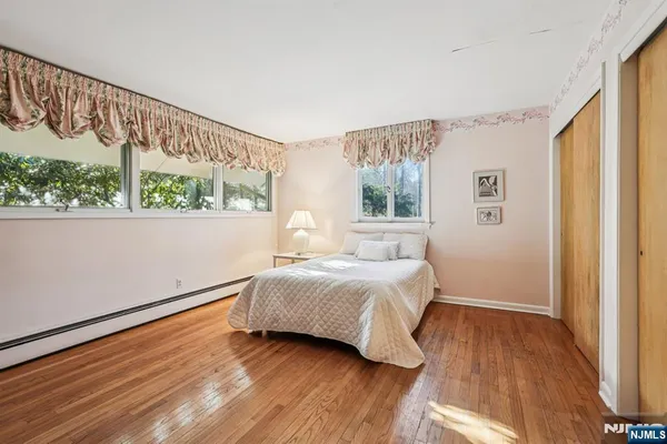 $1,395,000 | 873 Olentangy Road, Franklin Lakes, NJ 07417