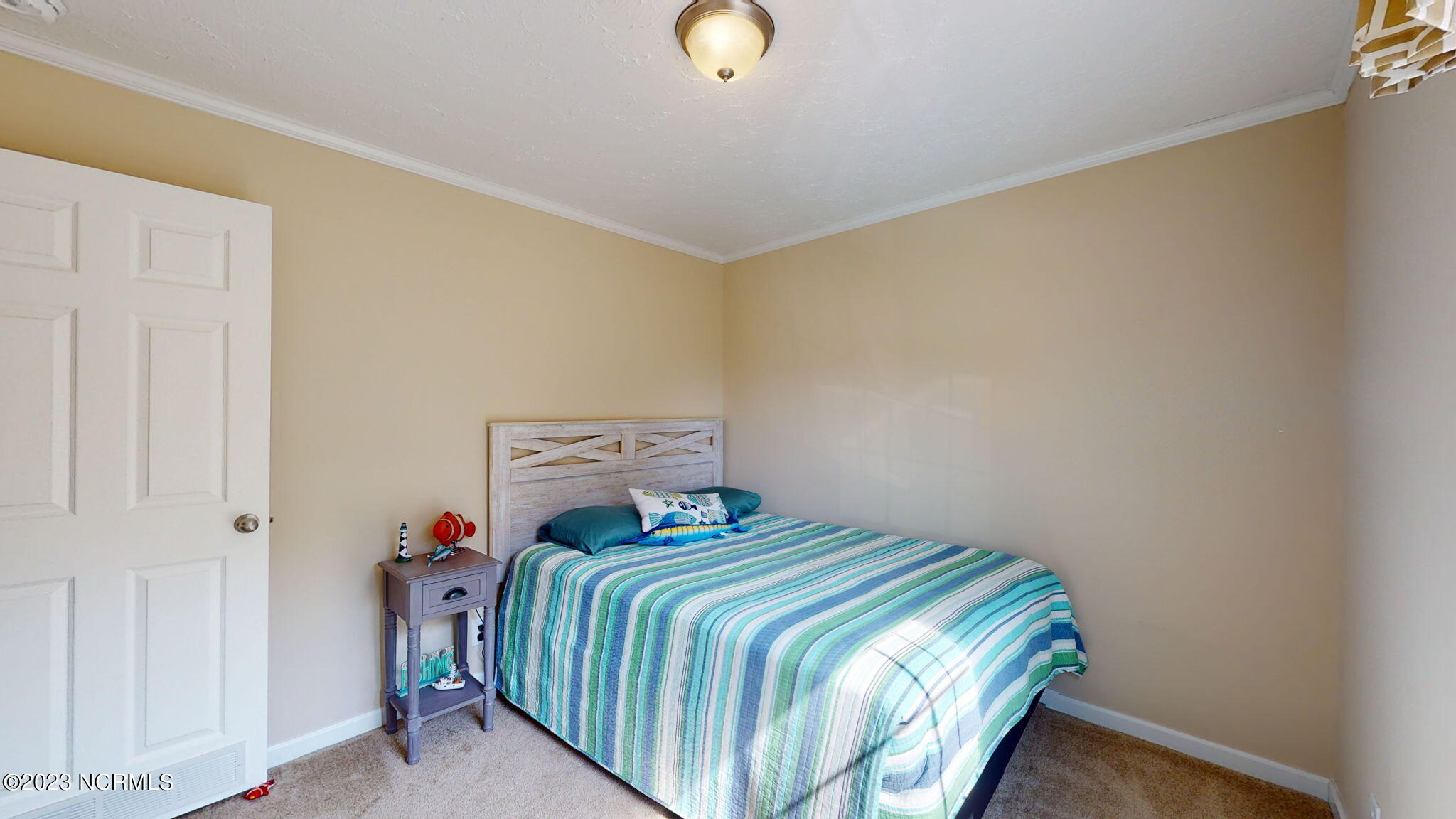 1019 Harkers Island Road Beaufort, NC 28516 - Photo 12 of 37 Bedroom 2