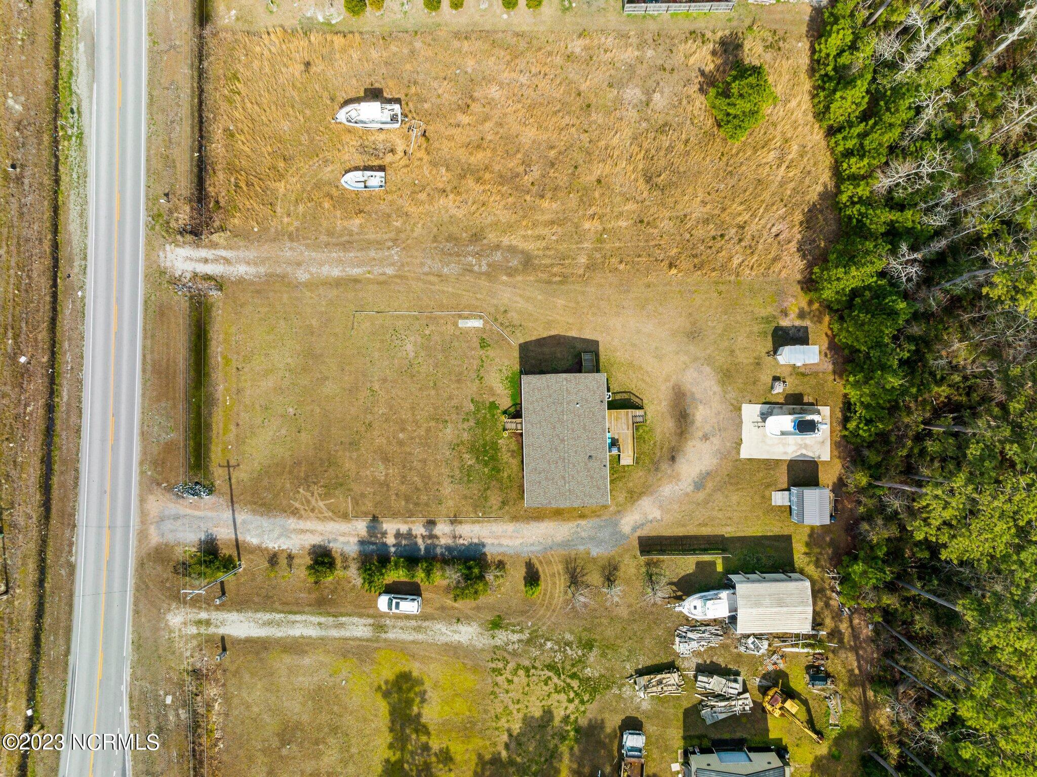 1019 Harkers Island Road Beaufort, NC 28516 - Photo 35 of 37 12-web-or-mls-DJI_0174