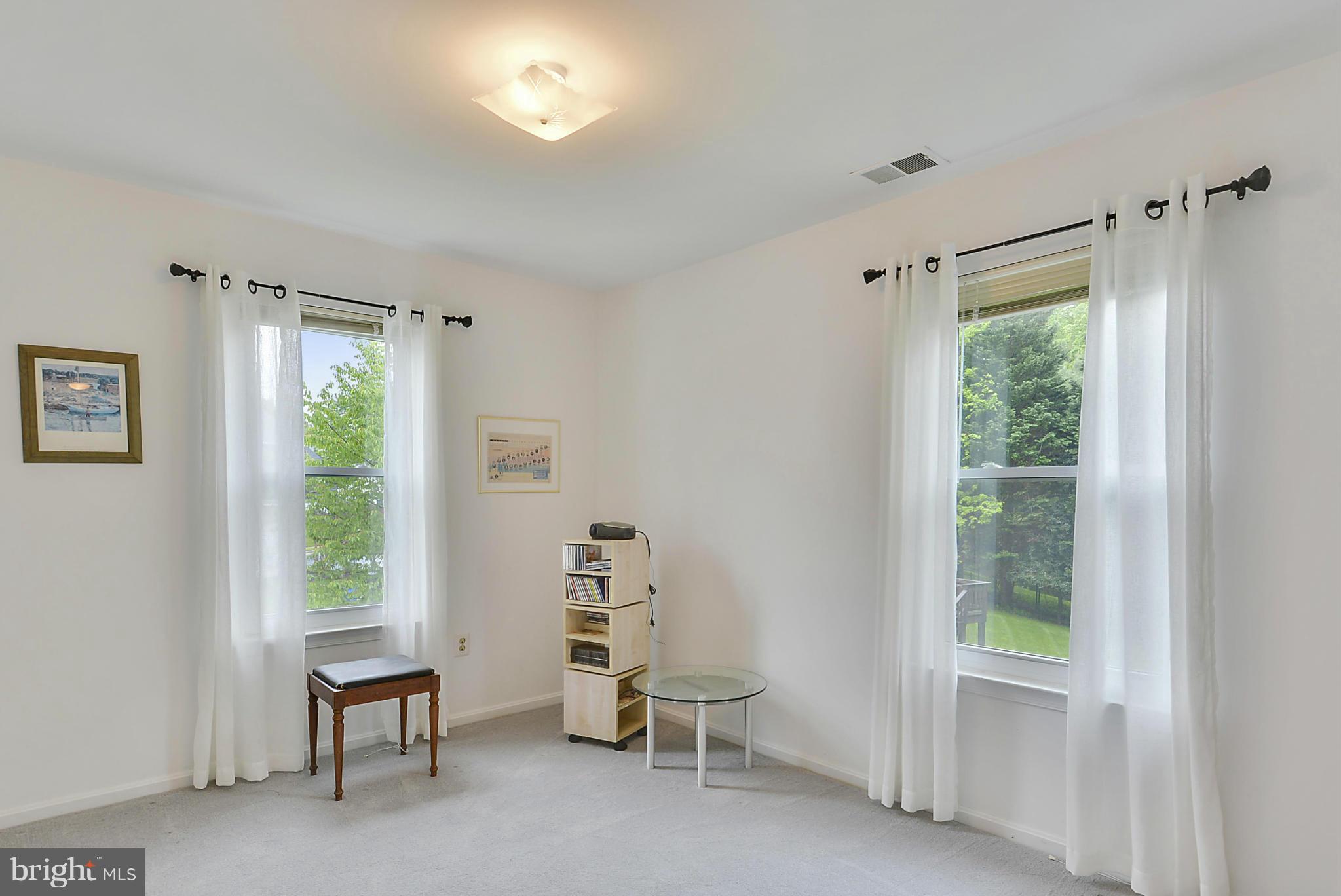 11501 Daffodil Lane Silver Spring, MD 20902 - Photo 22 of 30 Bedroom 3