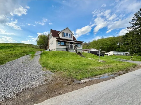 $189,900 | 197 State Rte 1026, Dayton, PA 16222