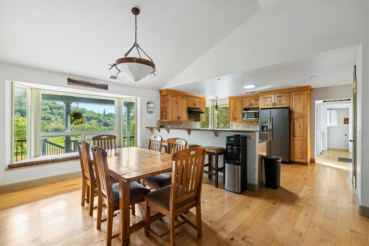 12242 Woodacre Road Grass Valley, CA 95949 - Photo 11 of 48