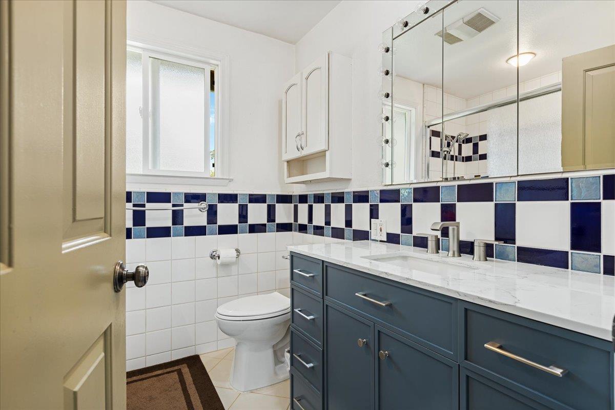 12242 Woodacre Road Grass Valley, CA 95949 - Photo 17 of 48