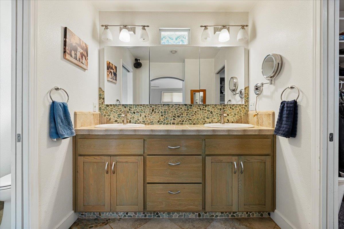 12242 Woodacre Road Grass Valley, CA 95949 - Photo 20 of 48