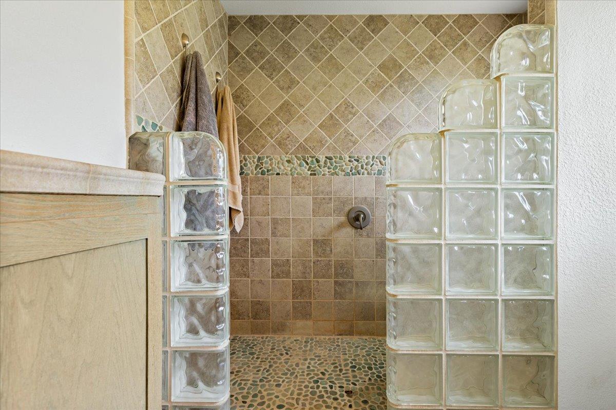 12242 Woodacre Road Grass Valley, CA 95949 - Photo 21 of 48