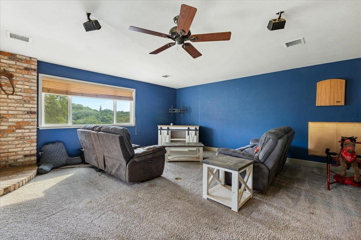 12242 Woodacre Road Grass Valley, CA 95949 - Photo 34 of 53