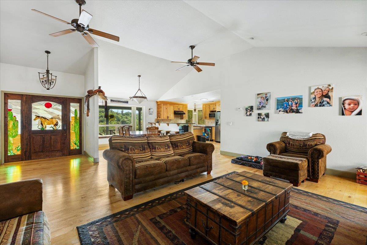 12242 Woodacre Road Grass Valley, CA 95949 - Photo 9 of 48