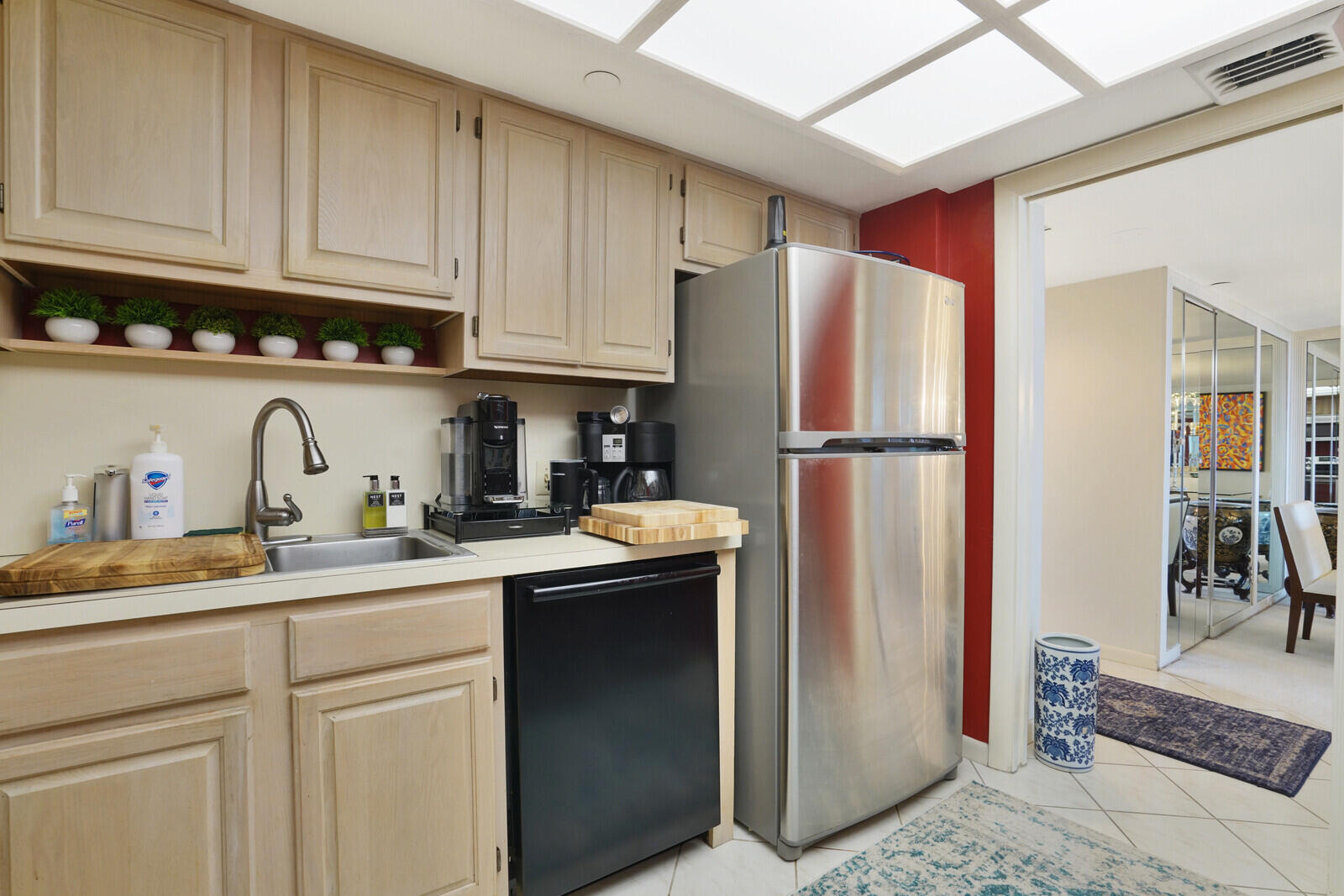 4101 North Ocean Boulevard, Unit D602 Boca Raton, FL 33431 - Photo 13 of 30 KITCHEN