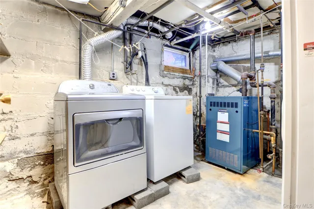 $918,888 | 69-15 69th Place | Glendale