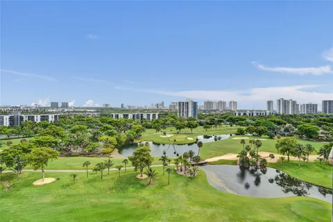 $425,000 | 20379 West Country Club Drive, Unit 1440, Aventura, FL 33180