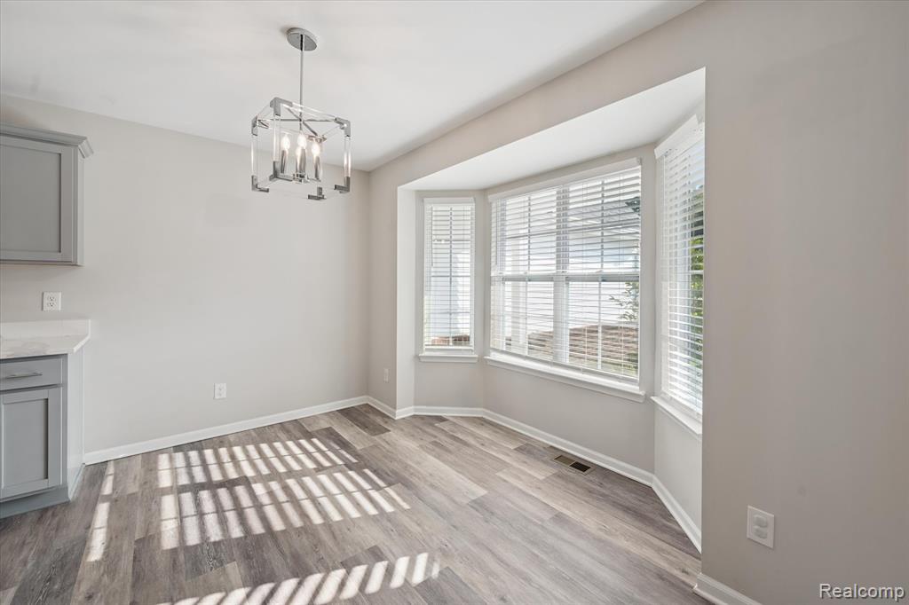 816 Nelson's Ridge Drive Howell, MI 48843 - Photo 12 of 36