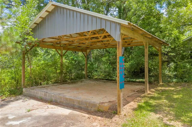 $459,900 | 450 Clarks Creek Road North, Martin, GA 30557