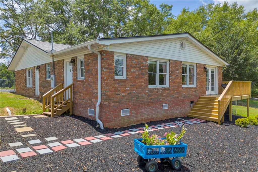 450 Clarks Creek Road North Martin, GA 30557 - Photo 7 of 52