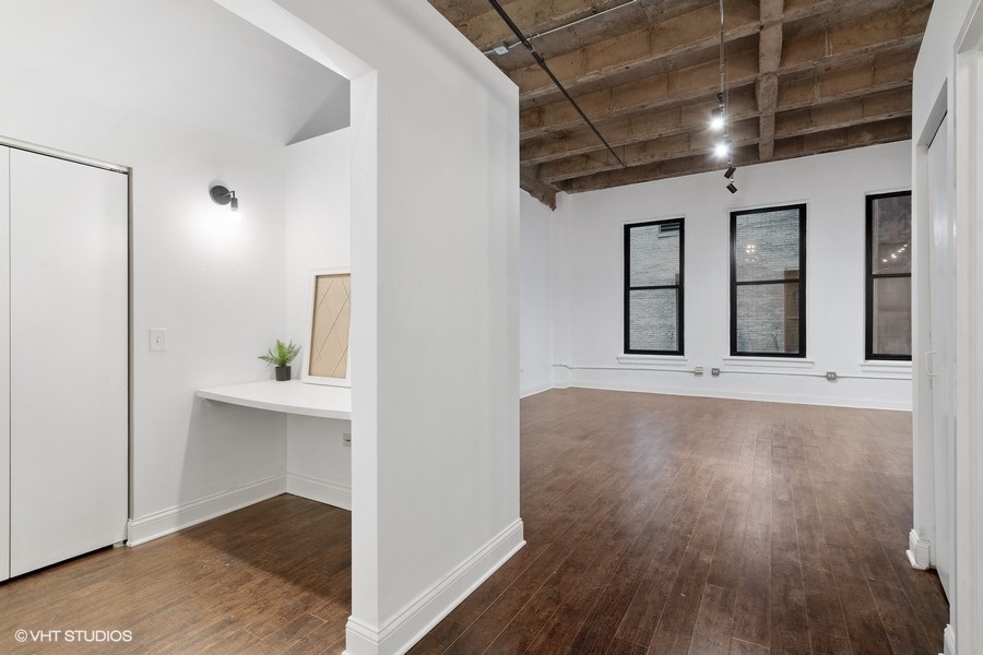 20 North State Street, Unit 405 Chicago, IL 60602 - Photo 14 of 17
