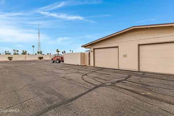 $209,900 | 10737 West Santa Fe Drive, Sun City, AZ 85351