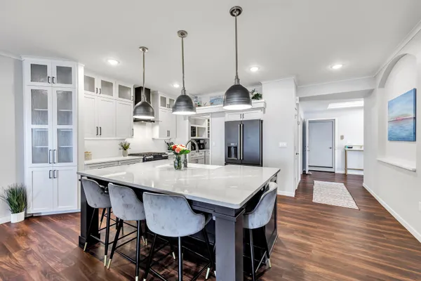 $649,900 | 2622 Lake Street, Algoma, WI 54201