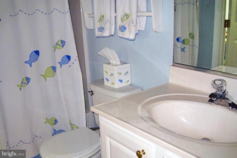 1209 Turkey Point Road Edgewater, MD 21037 - Photo 19 of 29 Bath #1