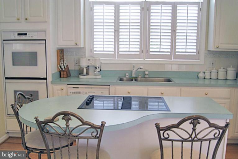 1209 Turkey Point Road Edgewater, MD 21037 - Photo 21 of 29 Breakfast Area