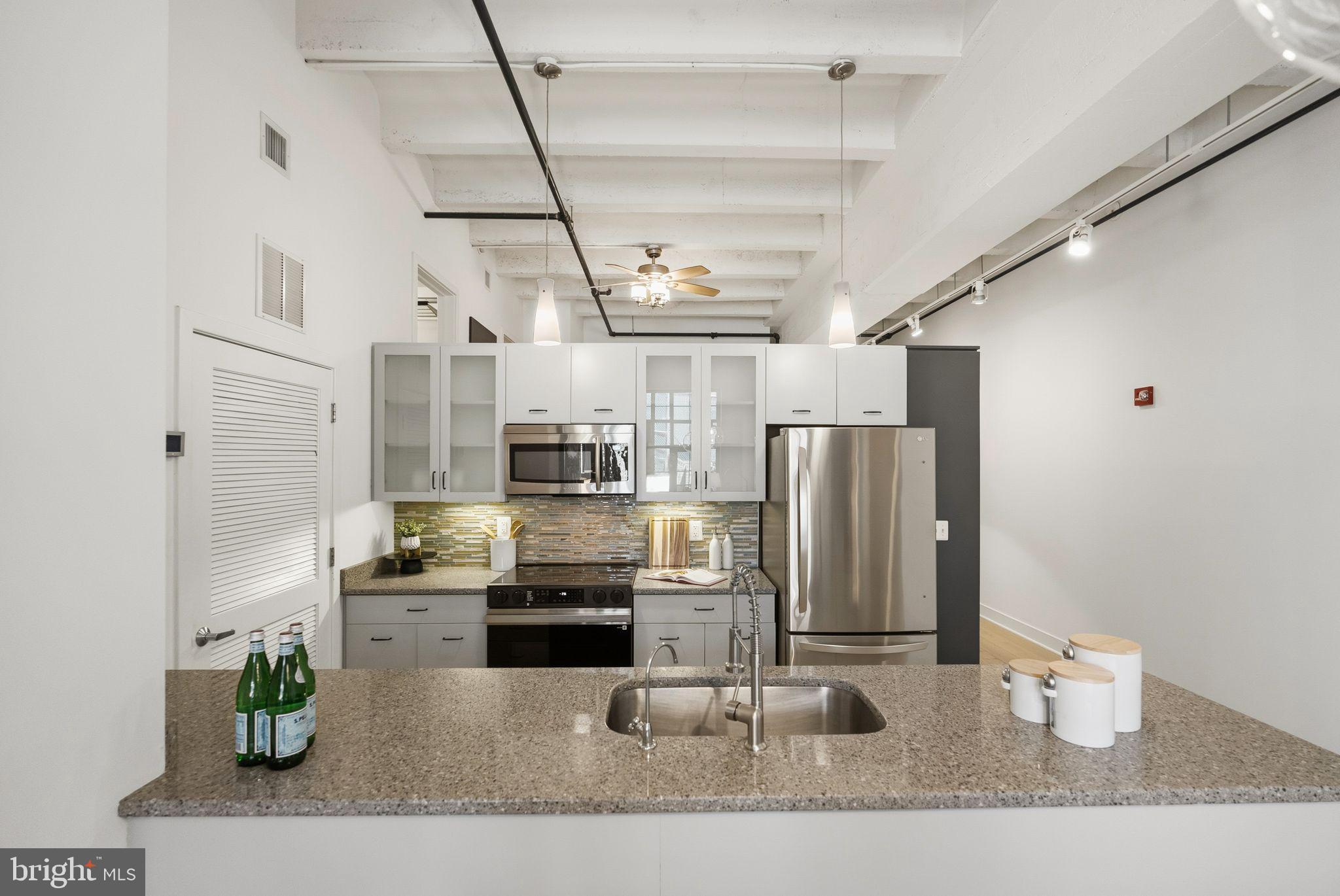 1701 Kalorama Road Northwest, Unit 203 Washington, DC 20009 - Photo 21 of 36
