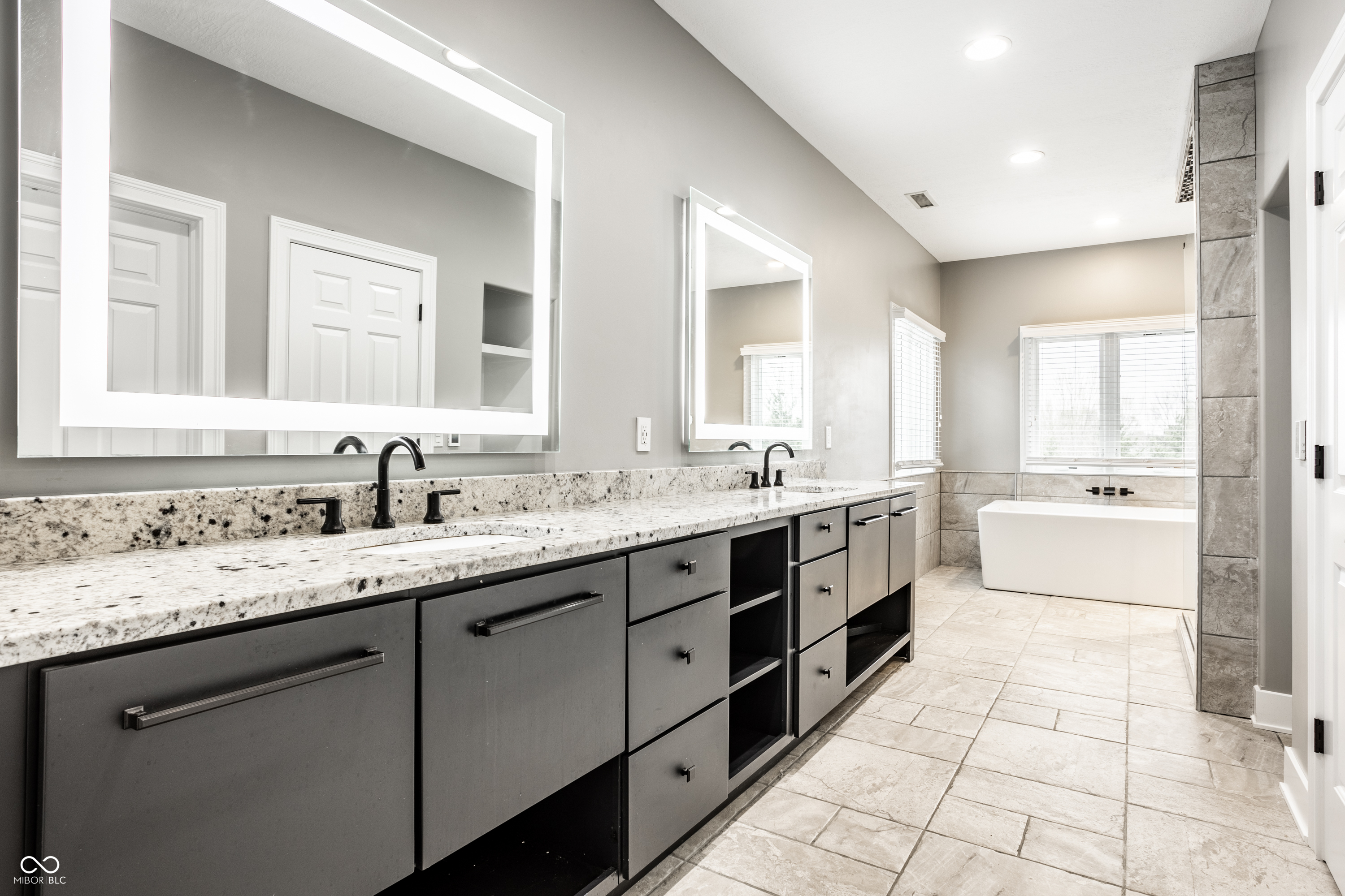 12886 West Road Zionsville, IN 46077 - Photo 24 of 58