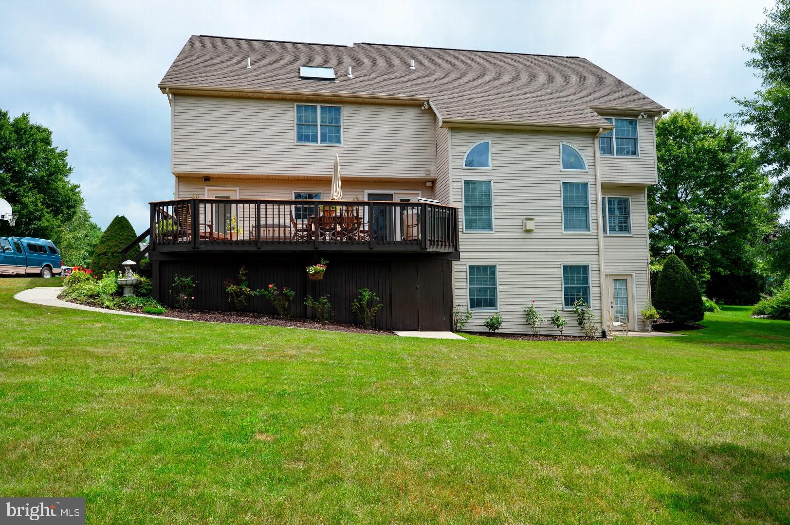320 Deaven Road Harrisburg, PA 17111 - Photo 5 of 40 Gallery Image 5