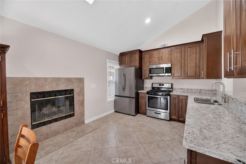 39427 Canyon Rim Circle Temecula, CA 92591 - Photo 16 of 39
