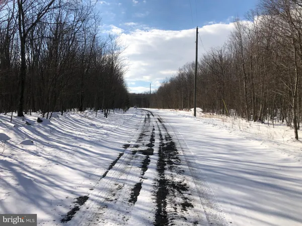 $170,000 | 356 Ashton Woods Drive, Moorefield, WV 26836