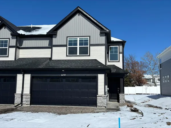 $350,621 | 6250 205th Street North, Forest Lake, MN 55025