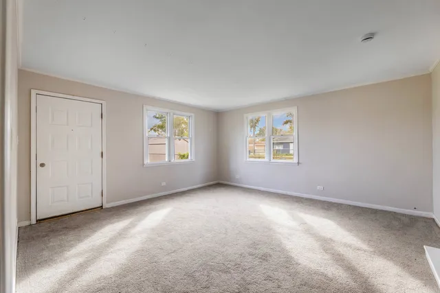 $199,999 | 14901 Richmond Avenue, Posen, IL 60469