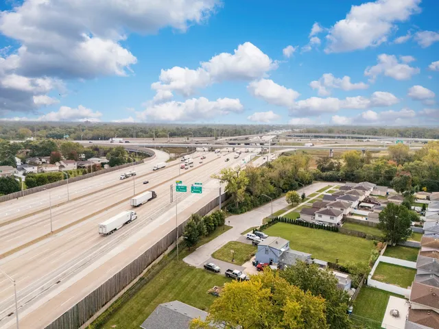 $199,999 | 14901 Richmond Avenue, Posen, IL 60469