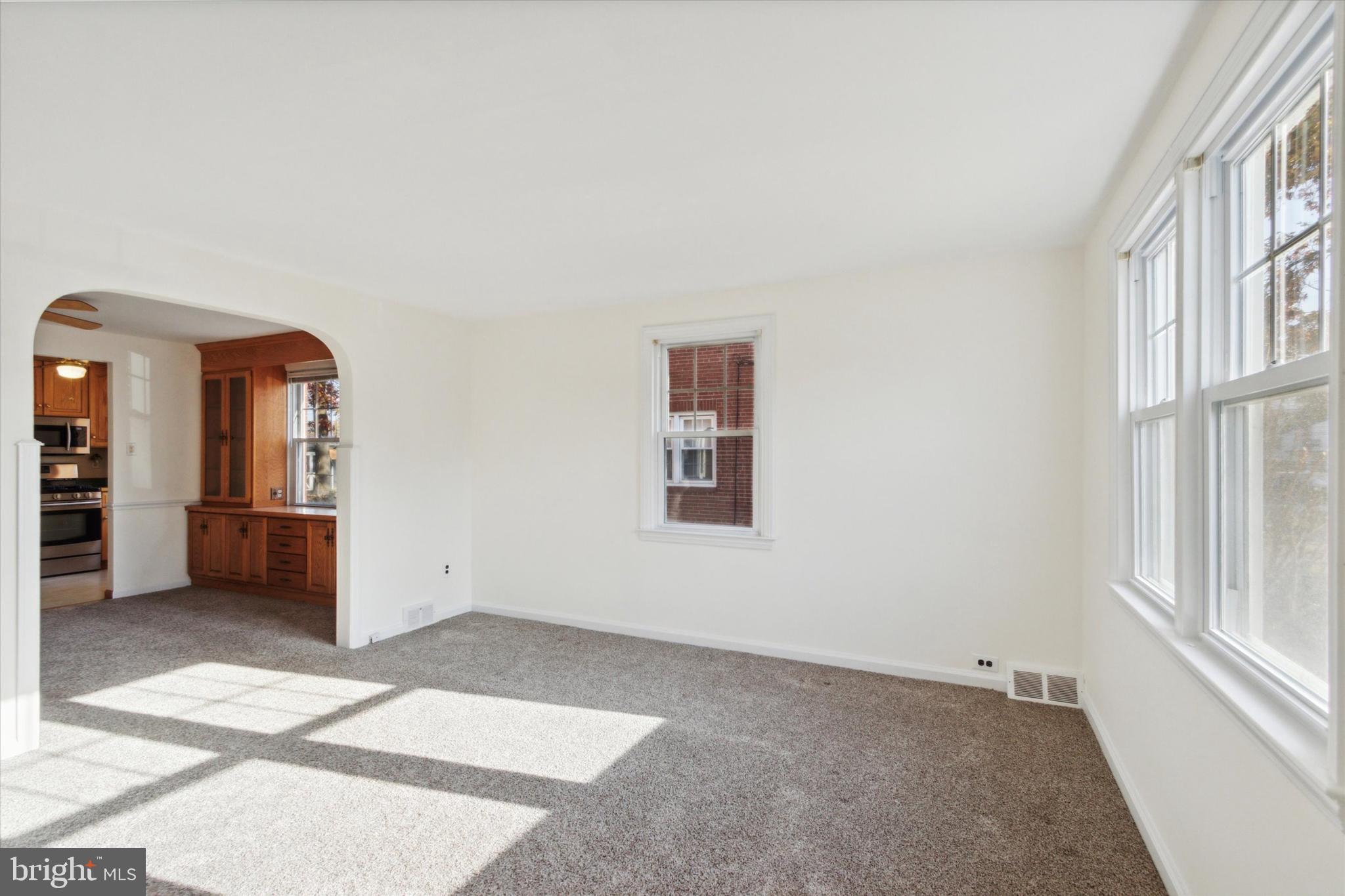 709 Tasker Street Ridley Park, PA 19078 - Photo 6 of 35 Gallery Image 6