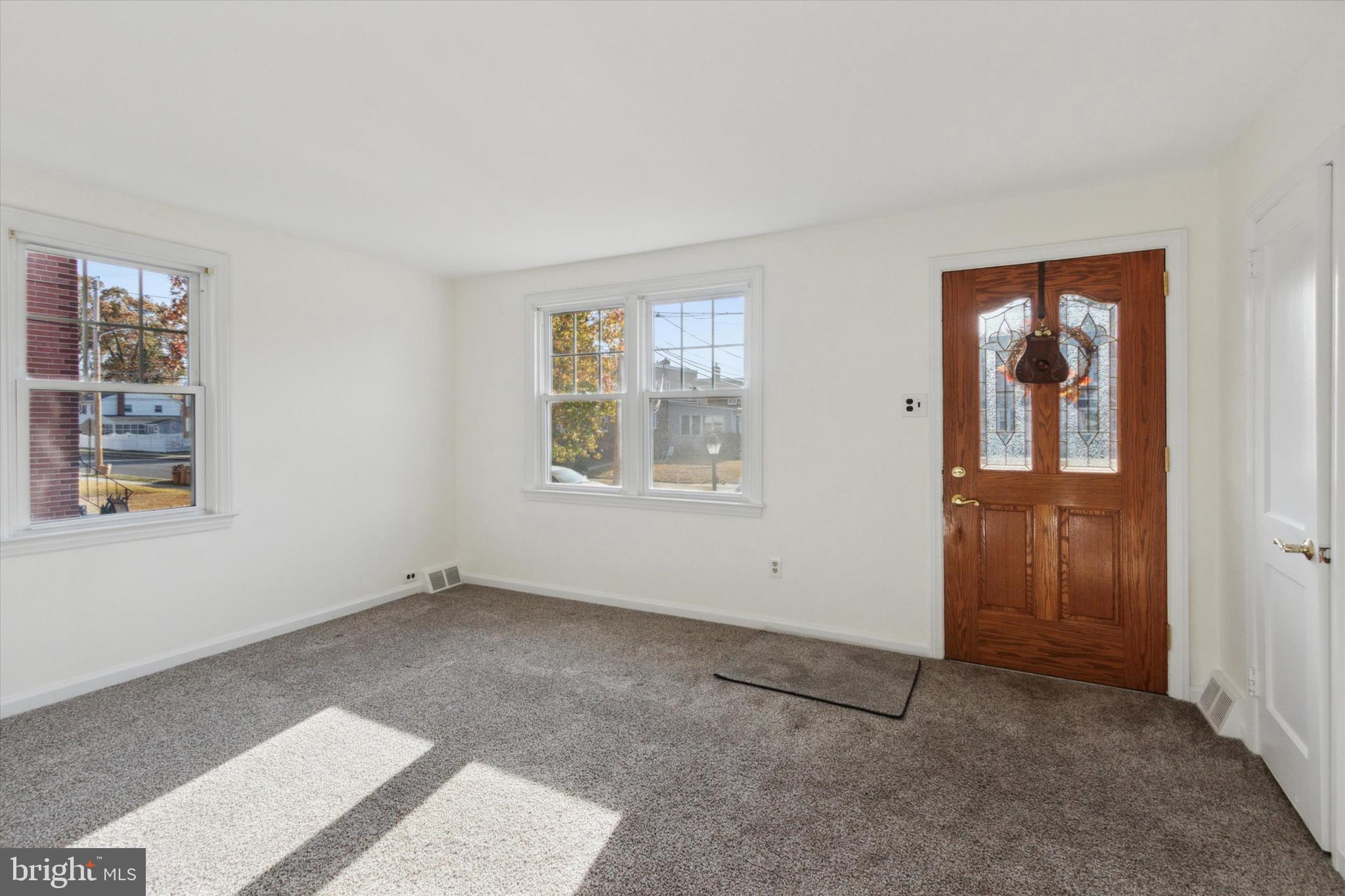 709 Tasker Street Ridley Park, PA 19078 - Photo 7 of 35 Gallery Image 7