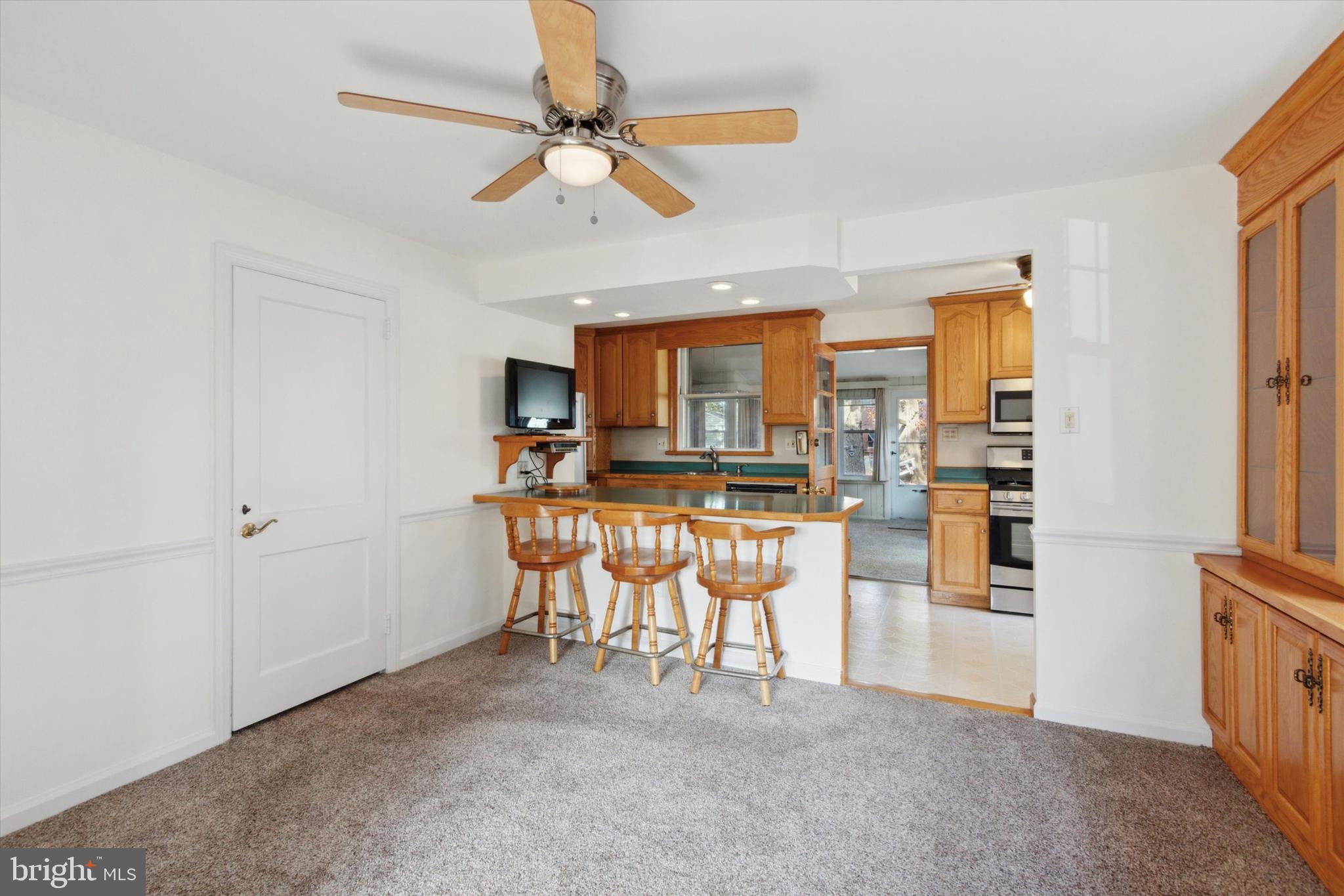 709 Tasker Street Ridley Park, PA 19078 - Photo 8 of 35 Gallery Image 8