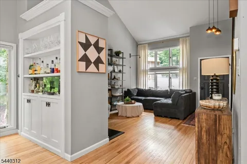 $500,000 | 61 Sandpiper Drive, Hackettstown, NJ 07840