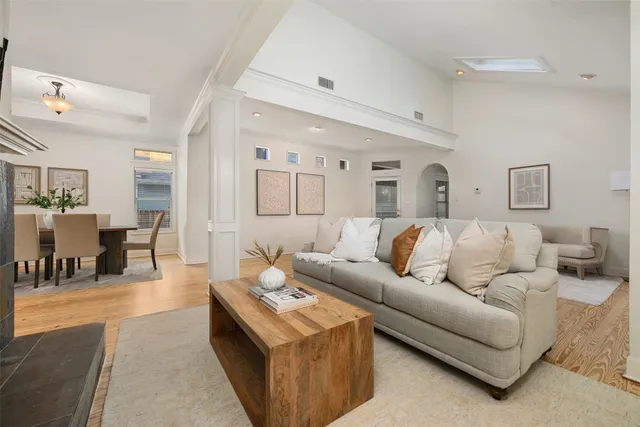 $995,000 | 4111 Burnet Road, Austin, TX 78756