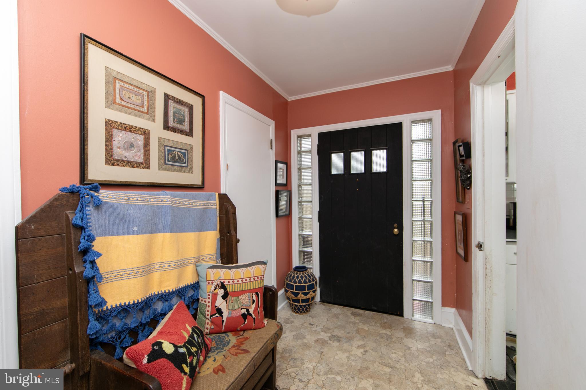 478 Highway 40 Elmer, NJ 08318 - Photo 23 of 65 a living room with furniture and window